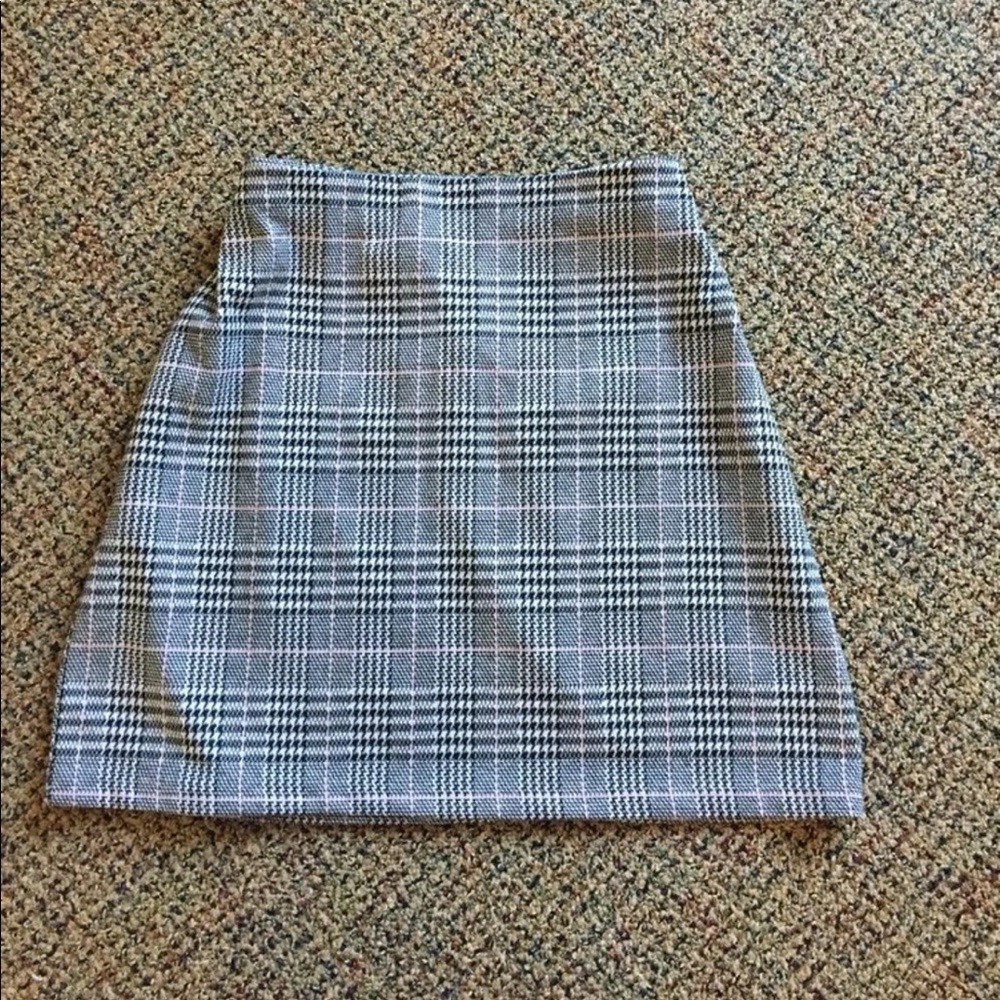 Plaid H&M skirt